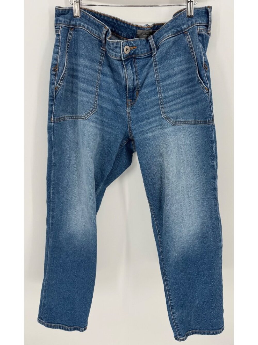 Torrid Womens Feel The Fit Blue Cropped Patch Pocket Denim Jeans Size 16R